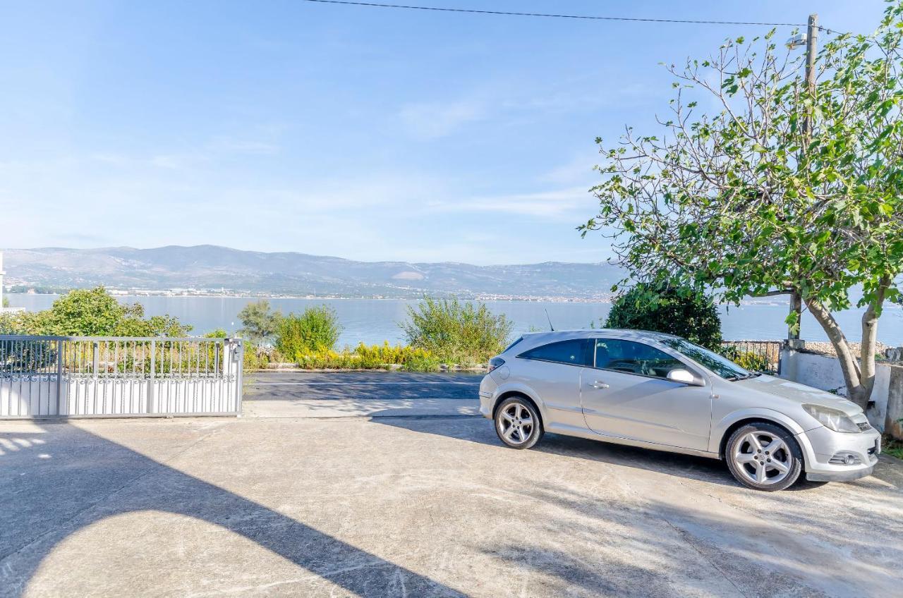 Apartments Tomislav Trogir Bagian luar foto