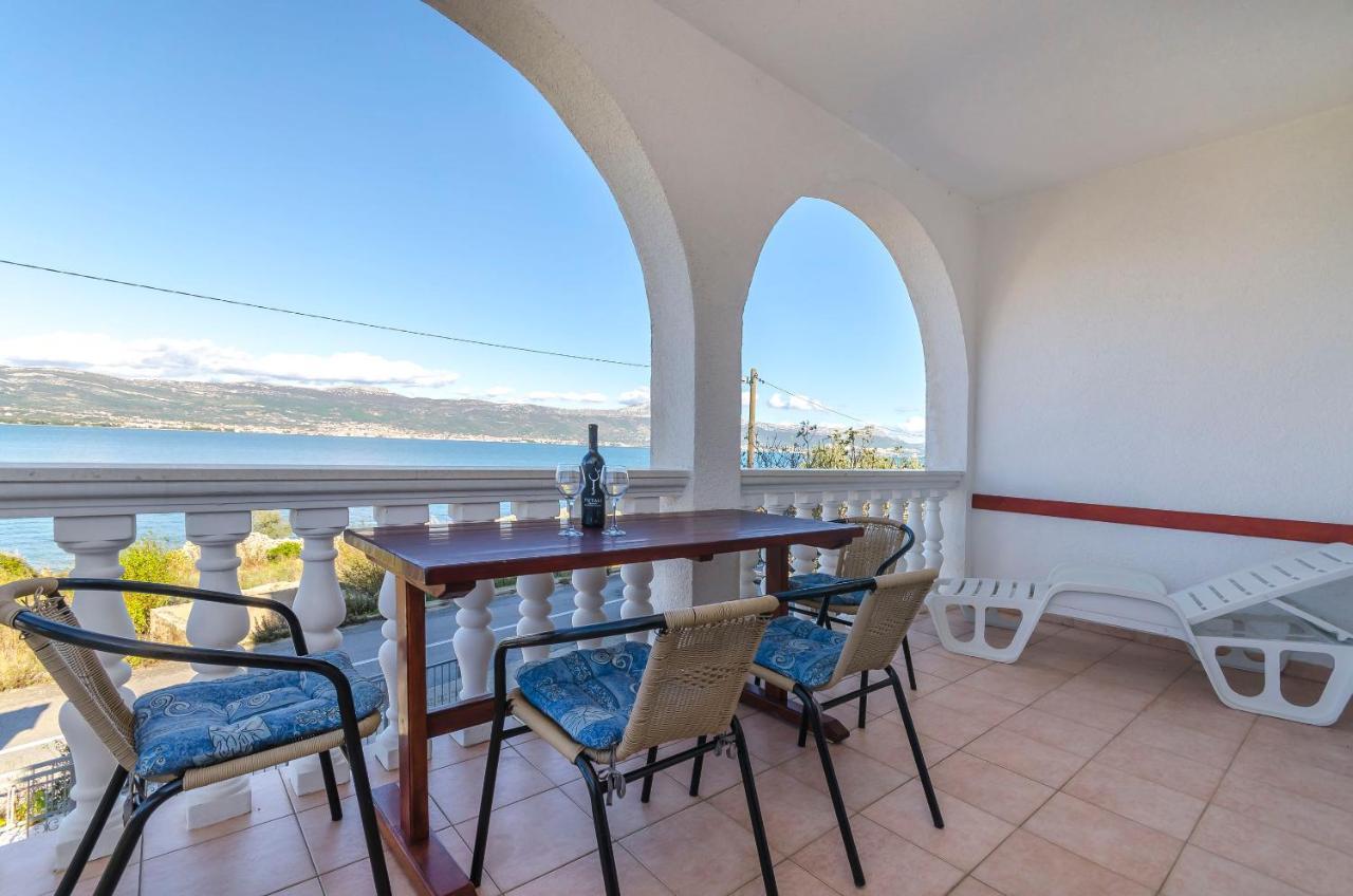 Apartments Tomislav Trogir Bagian luar foto