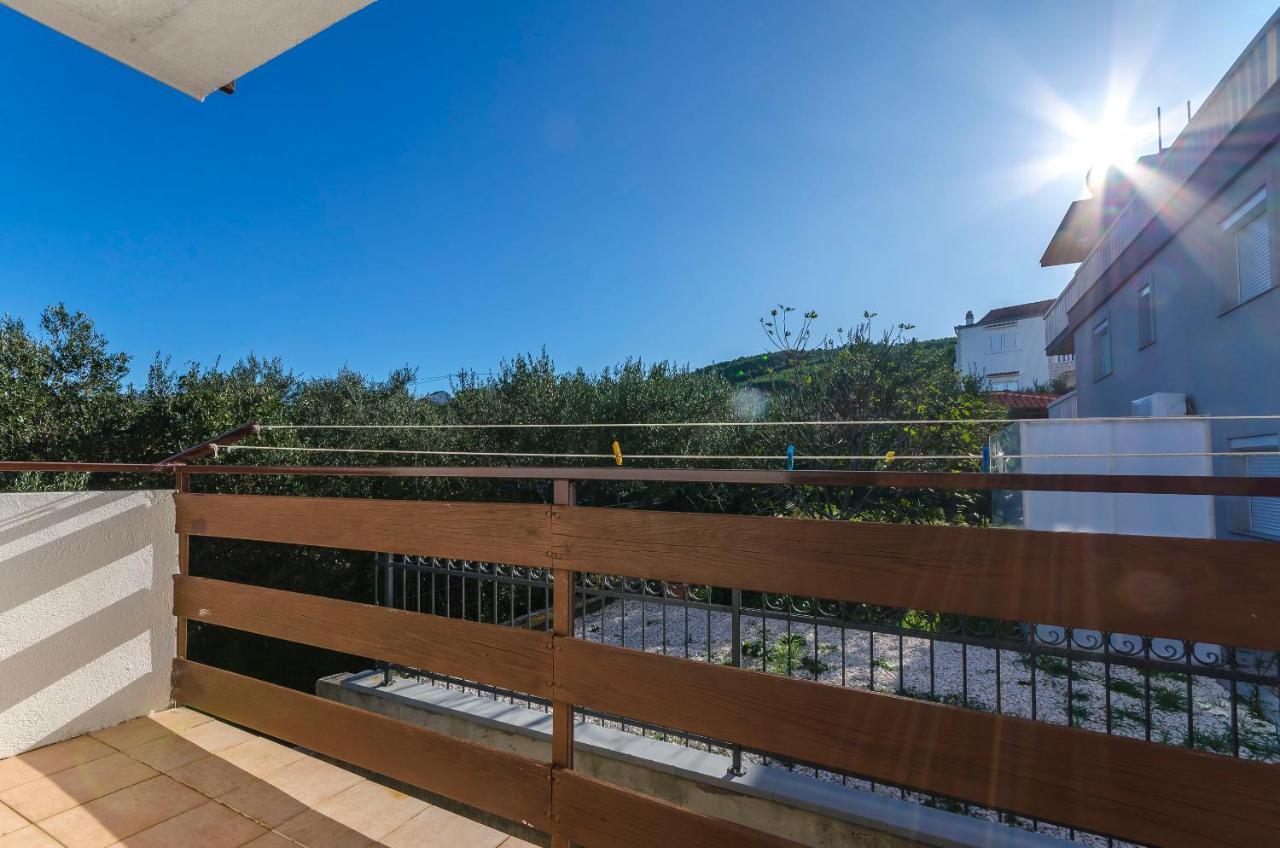 Apartments Tomislav Trogir Bagian luar foto