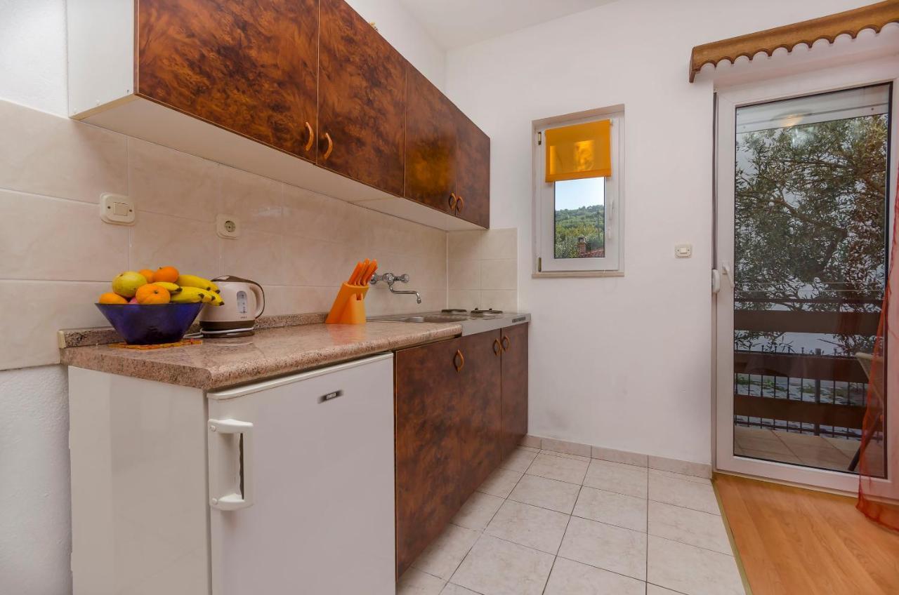 Apartments Tomislav Trogir Bagian luar foto